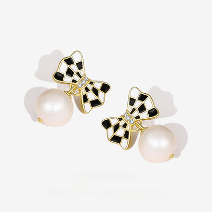 Checkerboard Bow Pearl Earrings