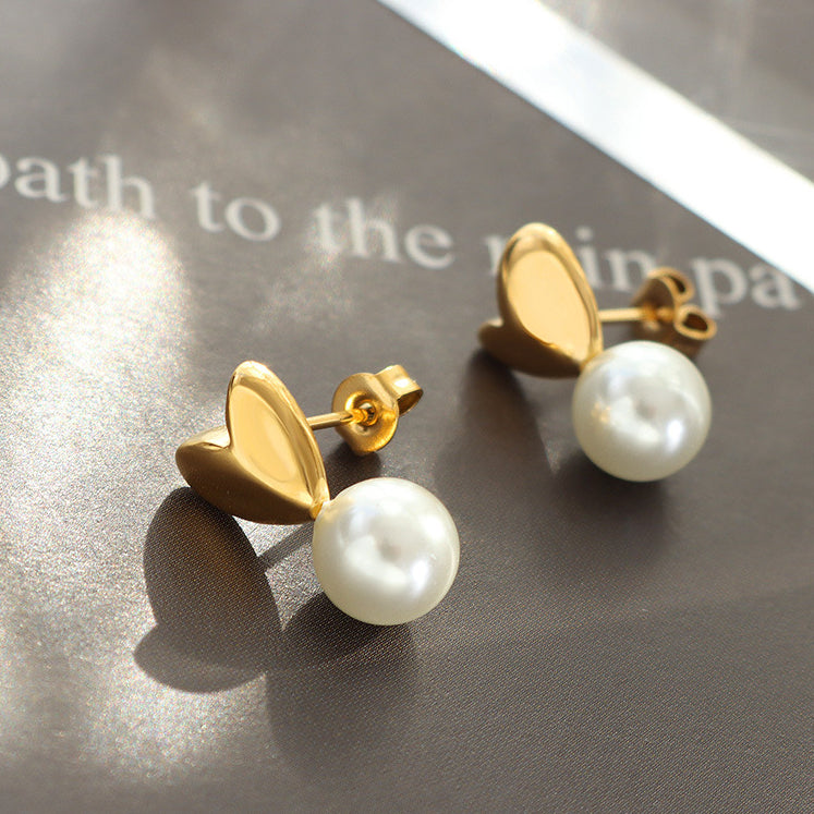 Elegant Love Heart Pearl Earrings