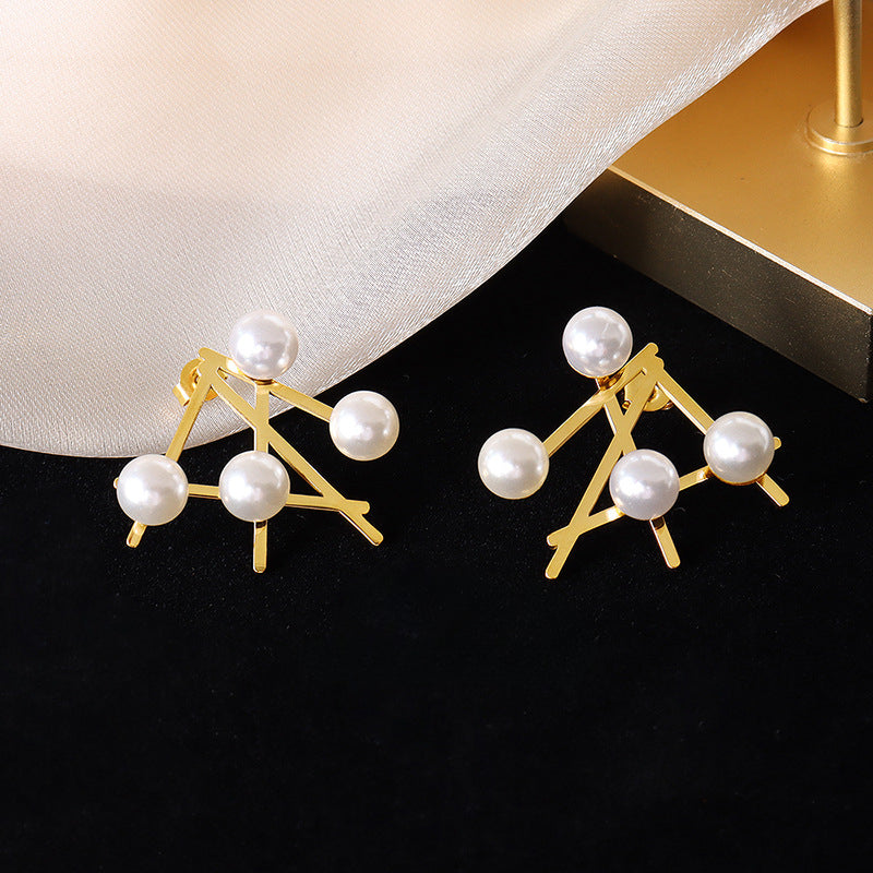 Irregular Fan Pearl Earrings