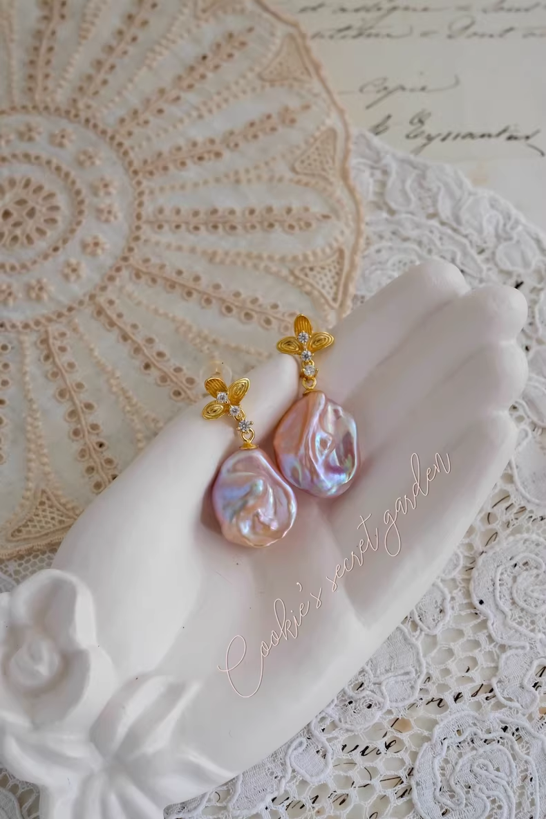 【Monet Garden Collection】 Handmade Iridescent Pink Baroque Pearl Earrings