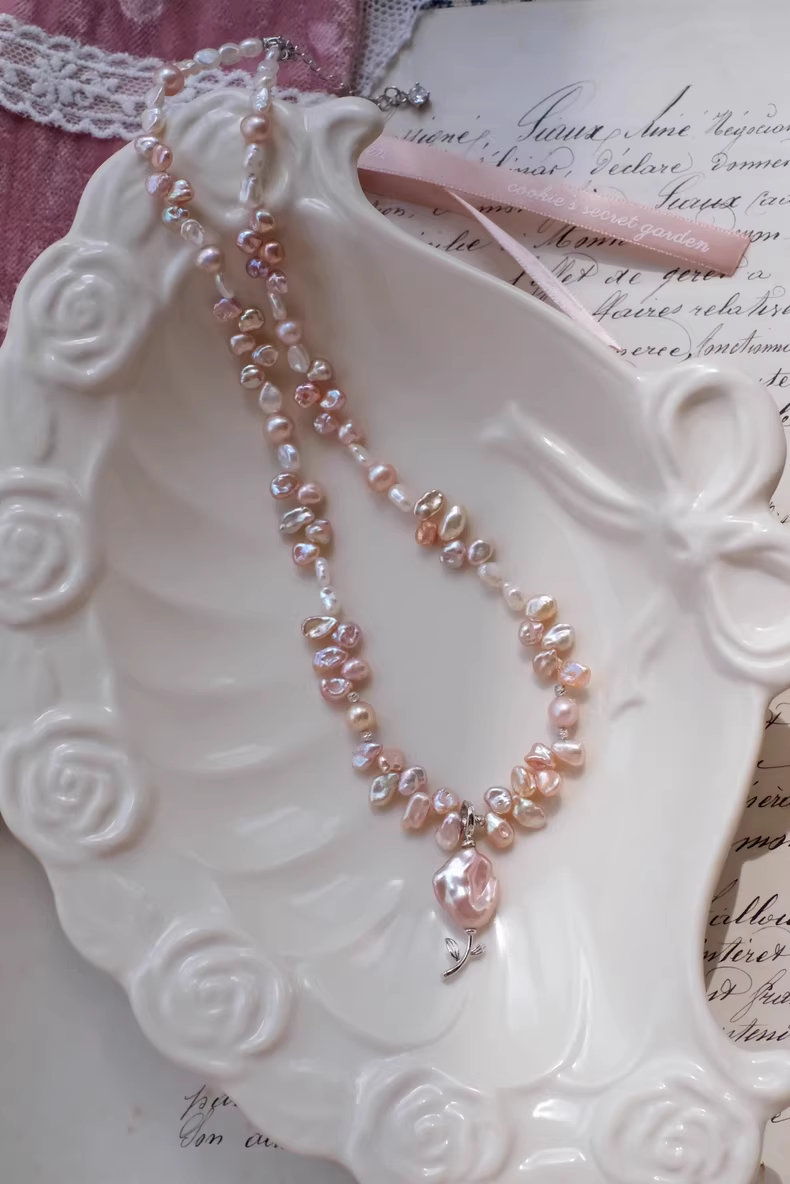 【Monet Garden Collection】 Handmade Rose Baroque Pearl Pendant Necklace