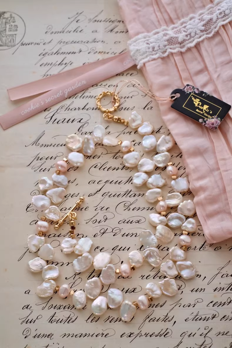 【Monet Garden Collection】 Handmade Dreamy Petal Baroque Pearl Necklace