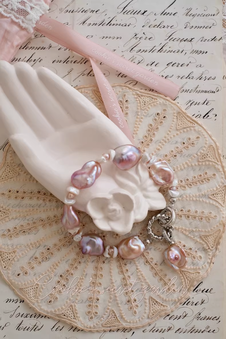 【Monet Garden Collection】 Handmade Creamy Rose Baroque Pearl Bracelet