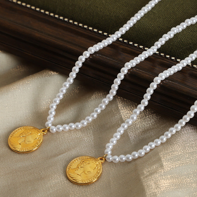 Pearl Necklace With Gold Round Portrait Pendant 