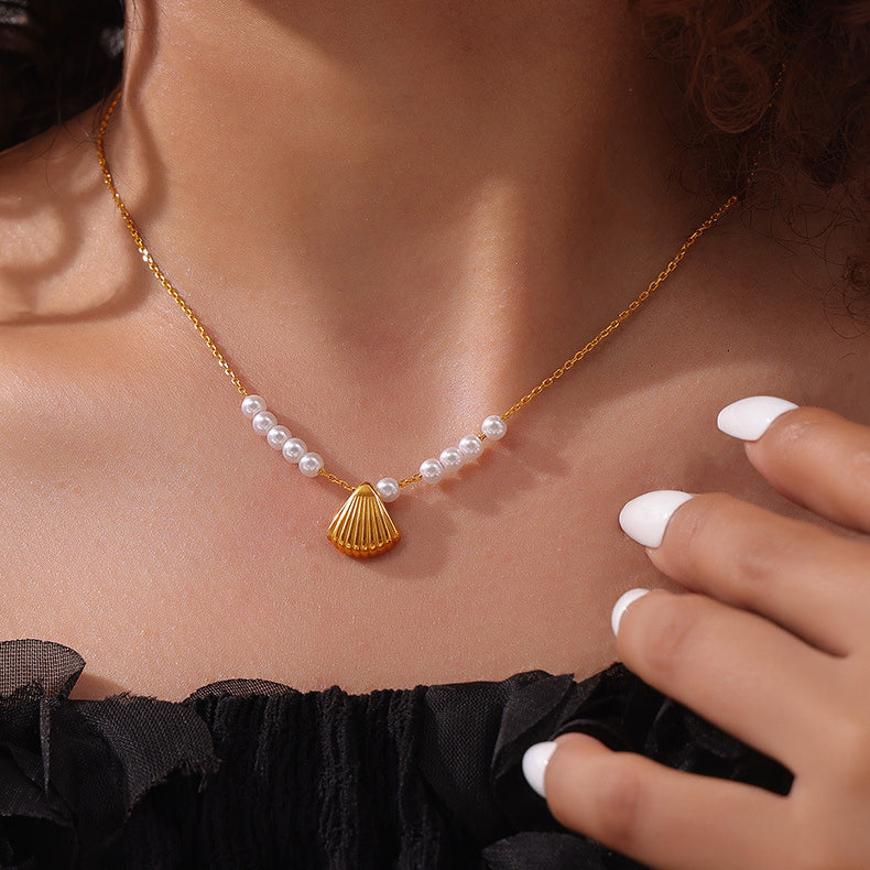 Floating Pearls Shell Pendant Necklace