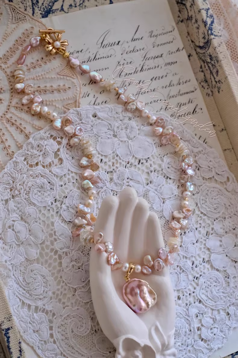 【Monet Garden Collection】 Handmade First Encounter Baroque Pearl Necklace