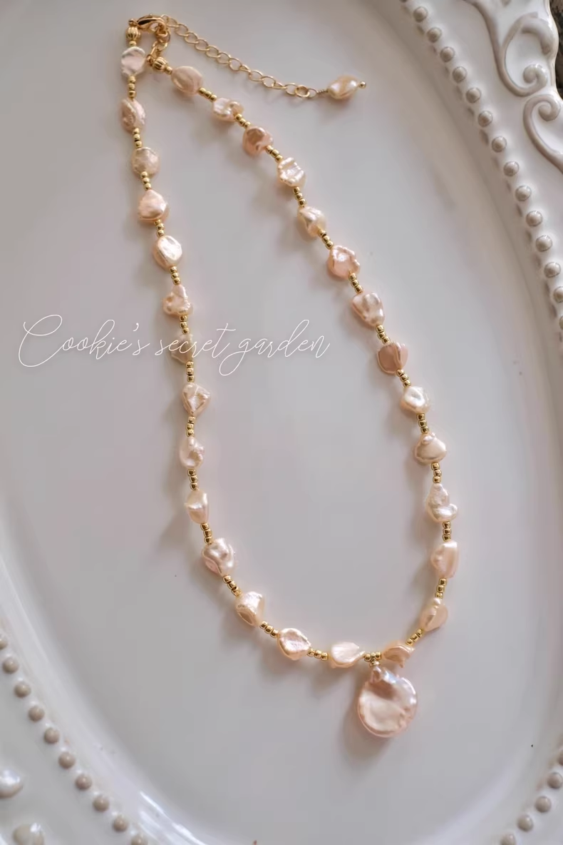 【Monet Garden Collection】 Handmade Snow Mountain Baroque Pearl Necklace