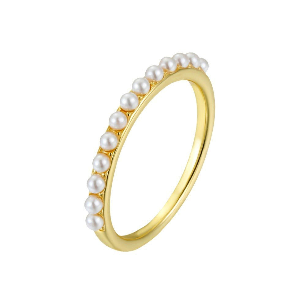 Minimalistic Pearl Ring