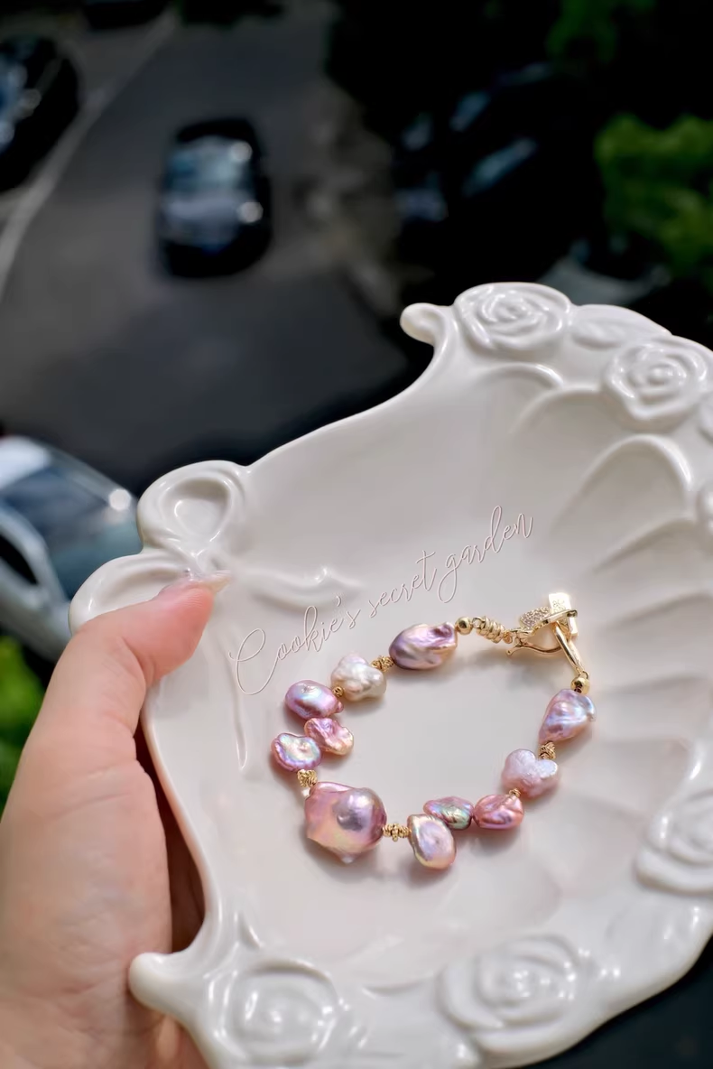 【Monet Garden Collection】 Handmade Butterfly Purple Baroque Pearl Bracelet