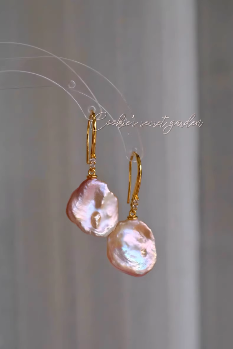 【Monet Garden Collection】 Handmade Hook Baroque Pearl Dangle Earrings