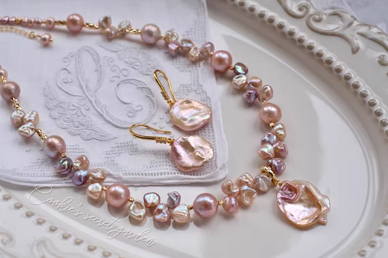 【Monet Garden Collection】 Handmade Drunken Blossom Baroque Pearl Necklace