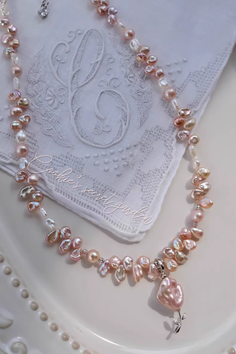 【Monet Garden Collection】 Handmade Rose Baroque Pearl Pendant Necklace