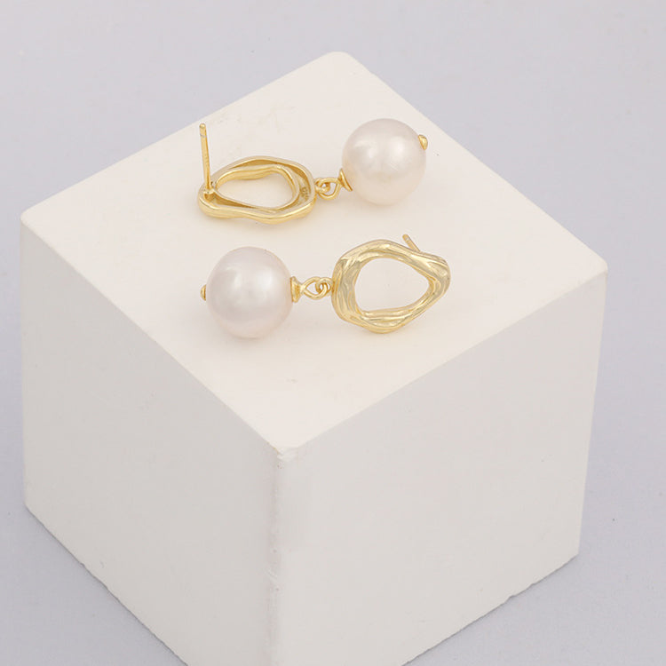 10mm Baroque Pearl Drop Earrings