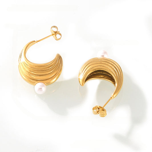 Personality Moon Shape Pearl Earrings