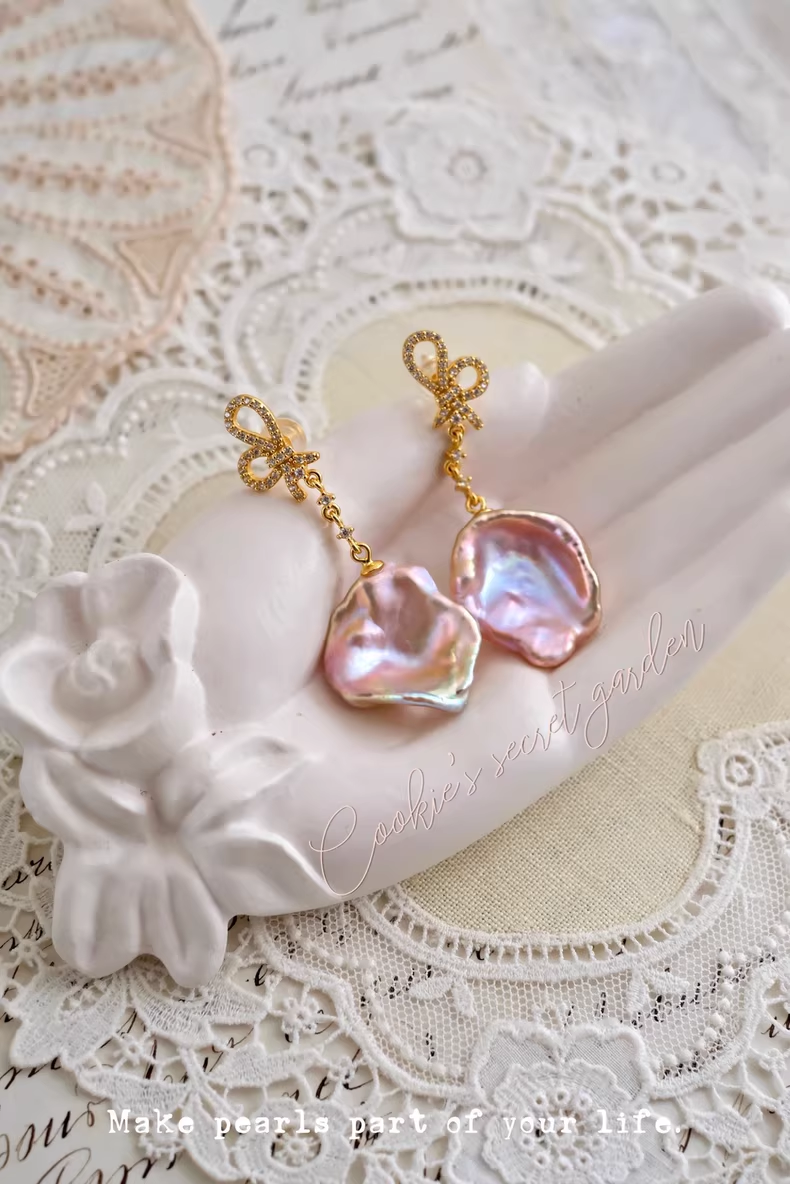 【Monet Garden Collection】 Handmade Yuru Bow Baroque Pearl Drop Earrings