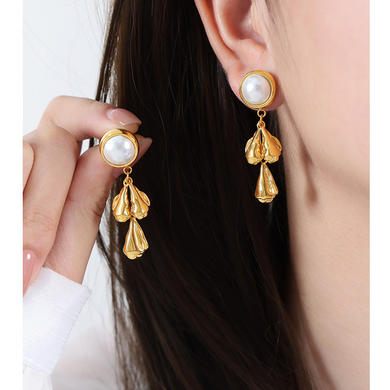 Vintage Elegant Pearl Earrings