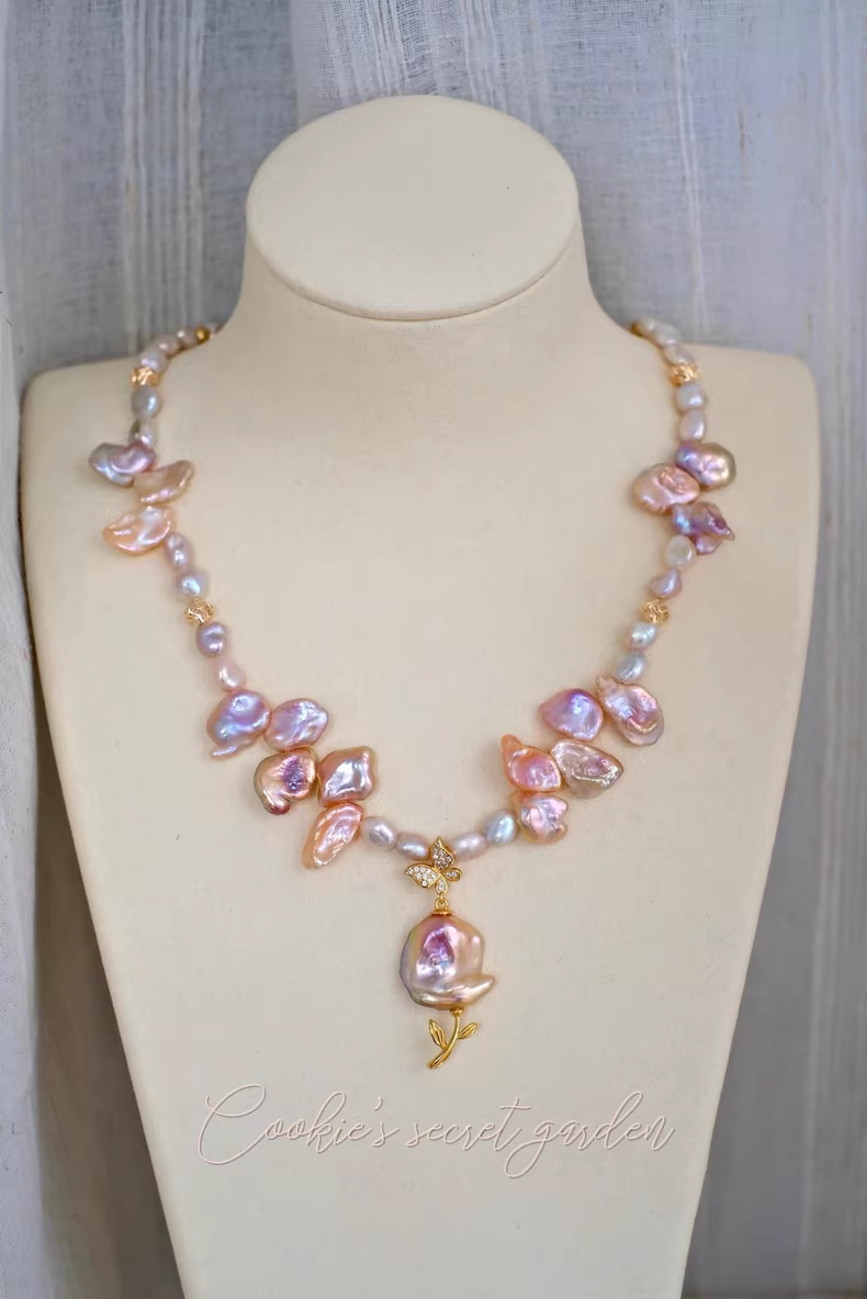 【Monet Garden Collection】 Handmade Glass Garden Baroque Pearl Necklace