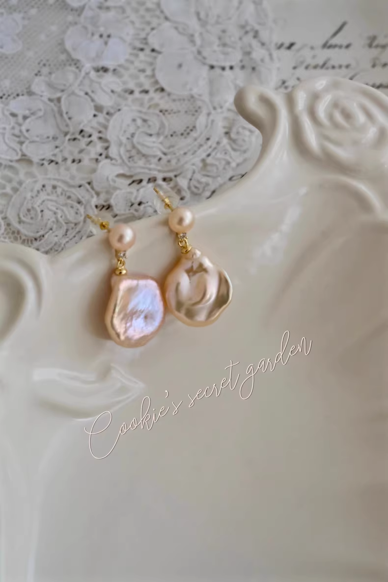 【Monet Garden Collection】 Handmade Early Spring Baroque Pearl Earrings