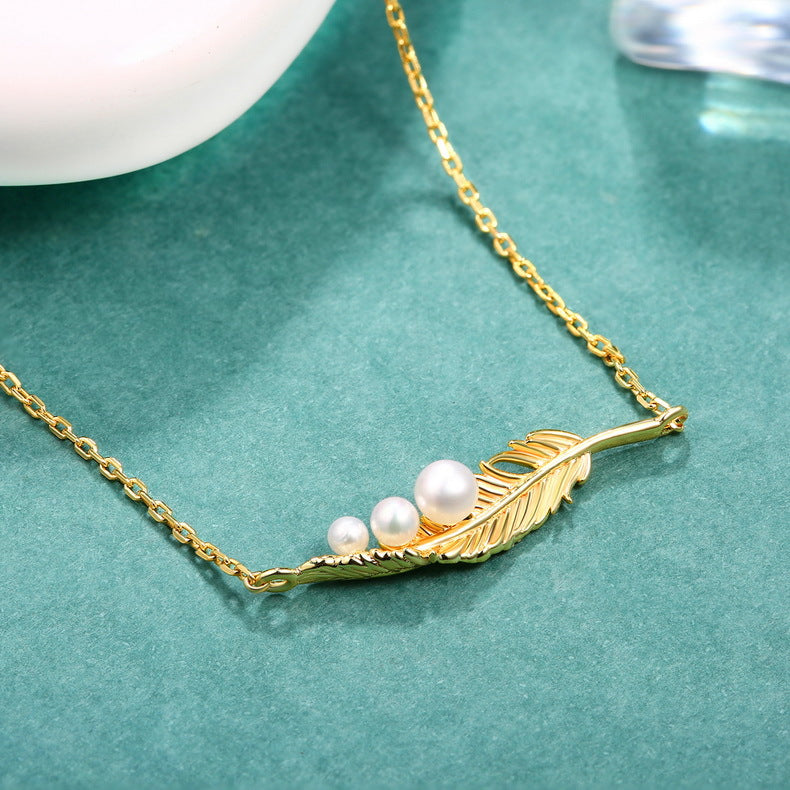 Pearl Feather Pendant Necklace