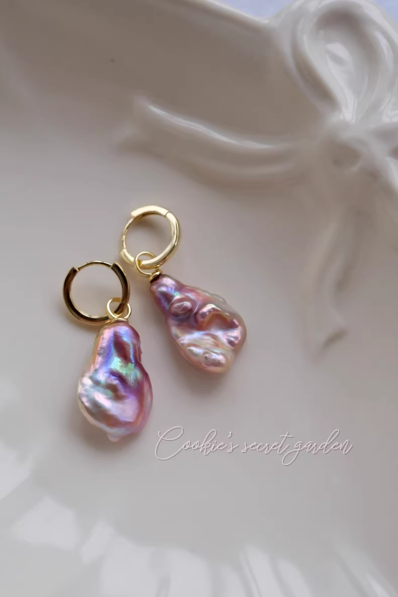 【Monet Garden Collection】 Handmade Aurora Baroque Pearl Earrings