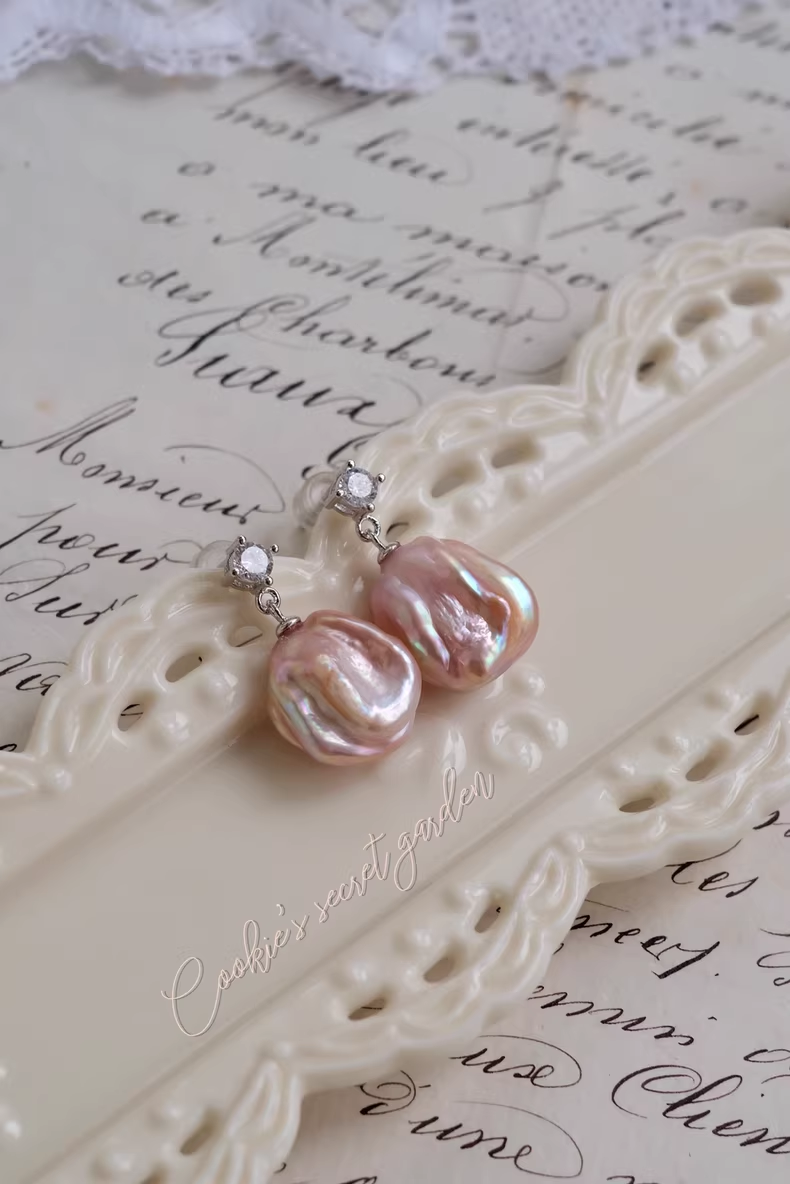 【Monet Garden Collection】 Handmade Floral Fantasy Baroque Pearl Earrings