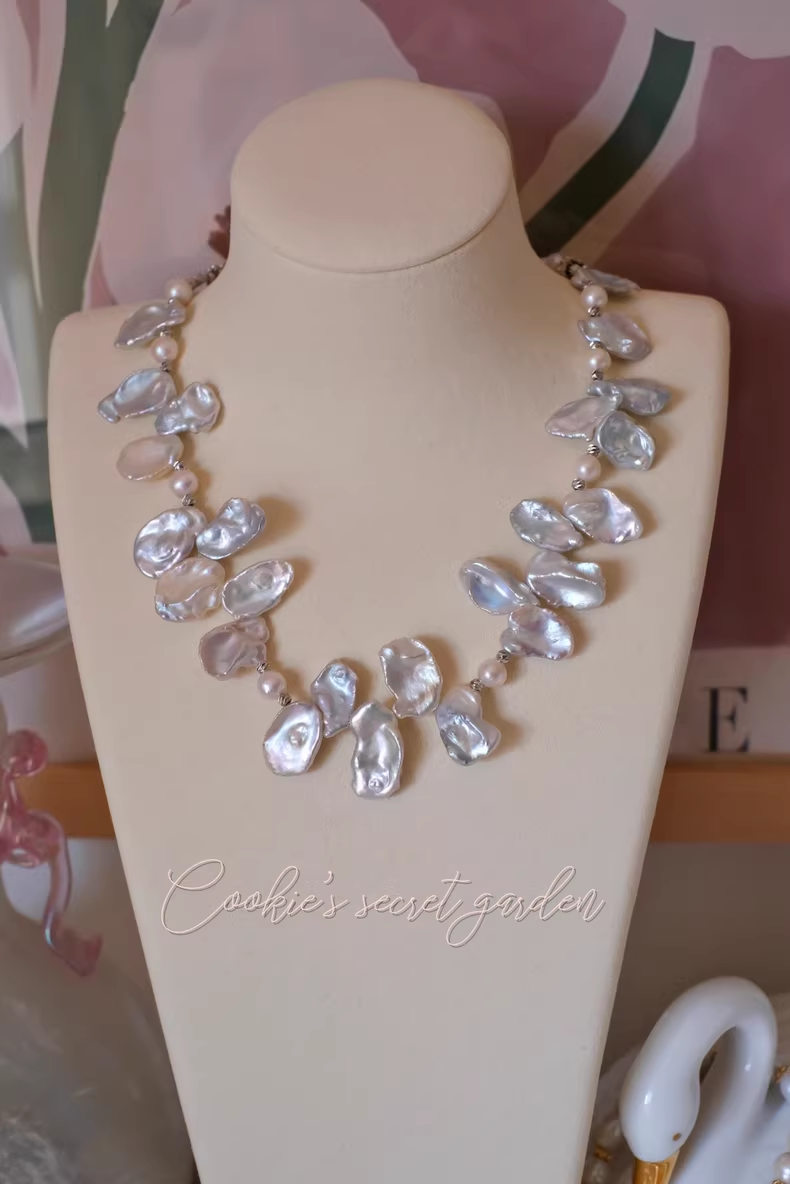 【Monet Garden Collection】 Handmade Orchid Baroque Pearl Necklace