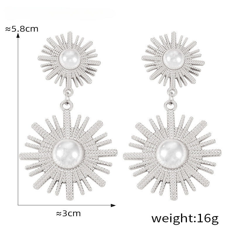 Exaggerated Geometric Sun Flower Pearl Earrings