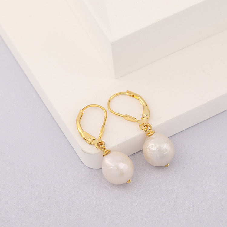 Natural Pearl Dangle Earrings