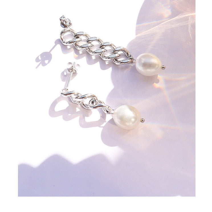 Flat O Chain Freshwater Pearl Drop Earrings