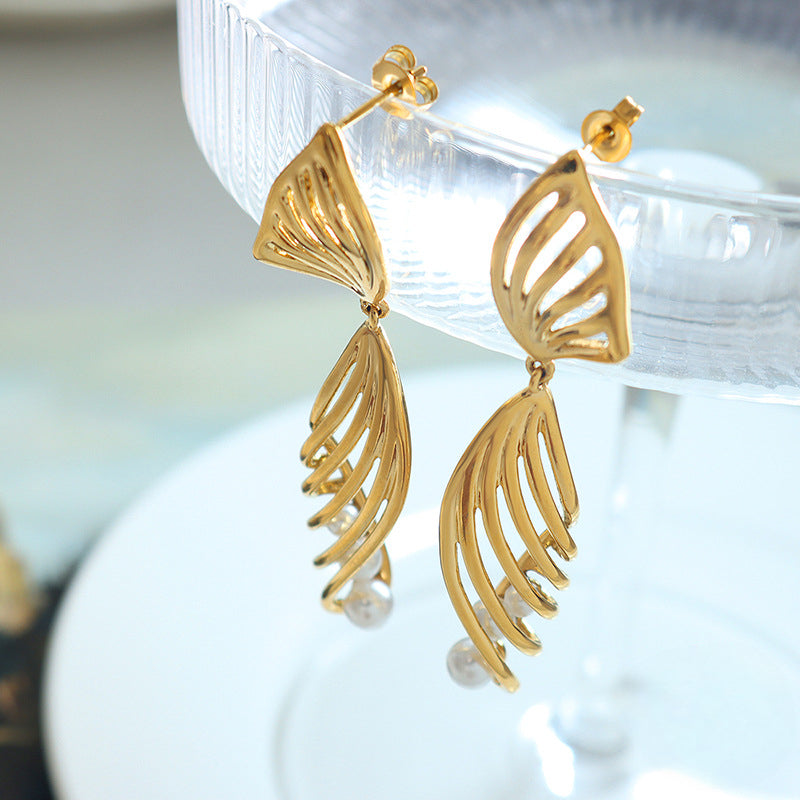 Tassel Butterfly Wings Inlay Pearl Earring 