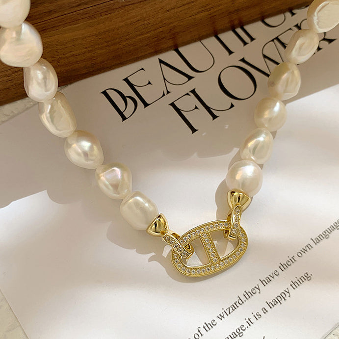 Ocean Wild Baroque Pearl Clavicle Necklace