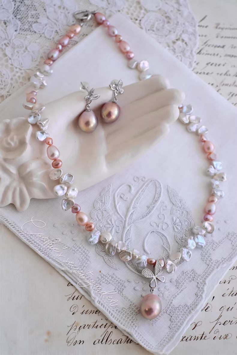 【Monet Garden Collection】 Handmade Princess Baroque Pearl Necklace