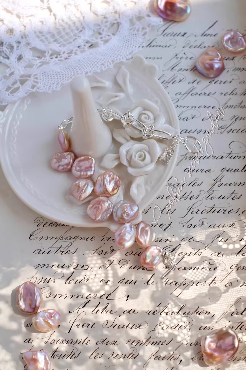 【Monet Garden Collection】 Handmade Fragrant Baroque Pearl Bracelet