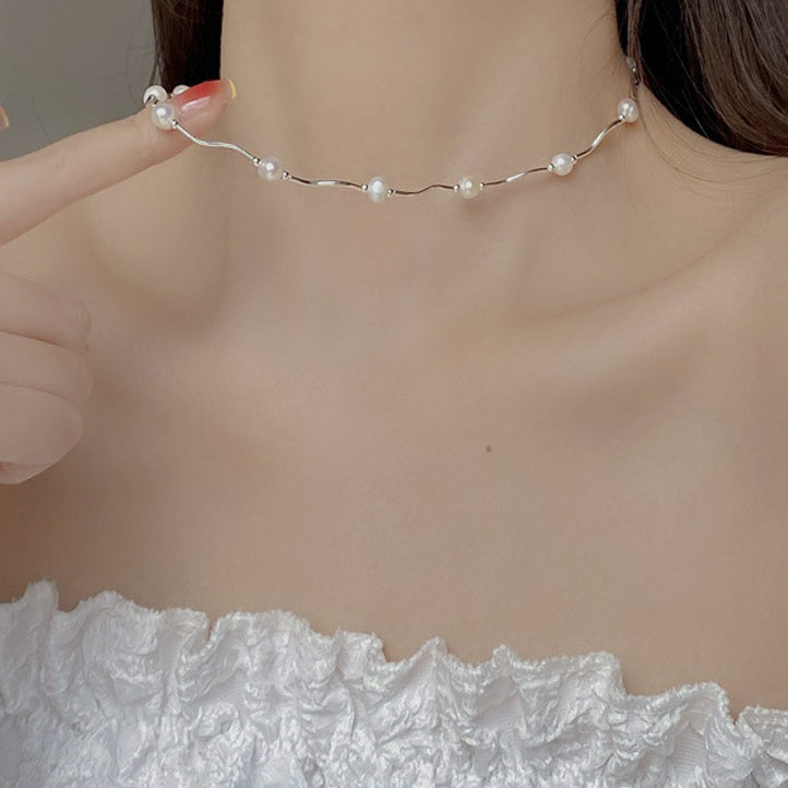 Wave Pearl Clavicle Necklace