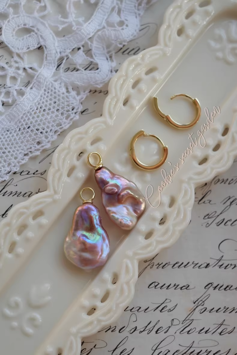 【Monet Garden Collection】 Handmade Aurora Baroque Pearl Earrings