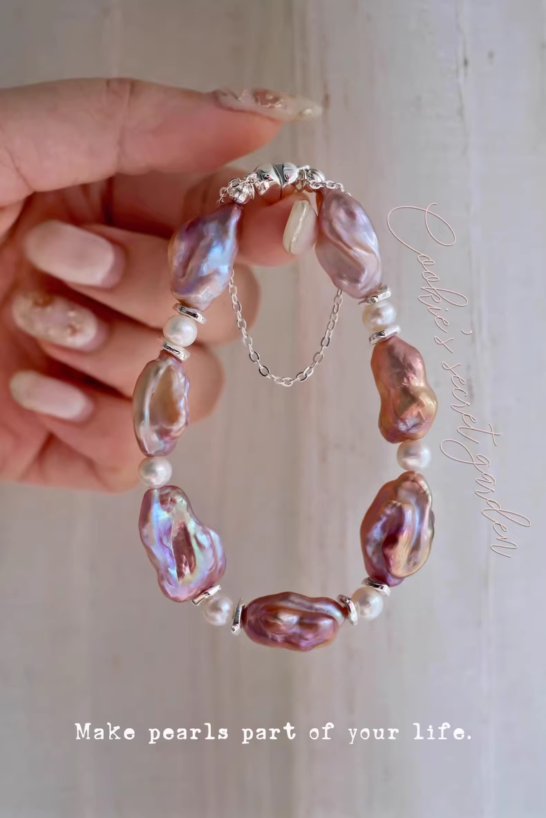 【Monet Garden Collection】 Handmade Beating Heart Baroque Pearl Bracelet