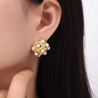 Retro Hollow Cube Pearl Stud Earrings