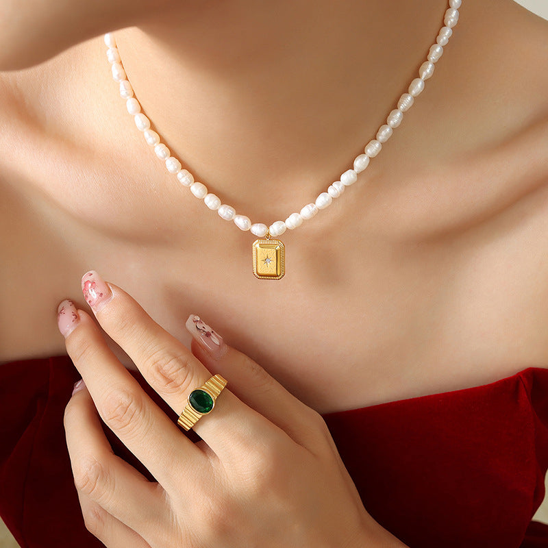 Rectangular Plate Inlaid Zircon Pendant Freshwater Pearl Necklace