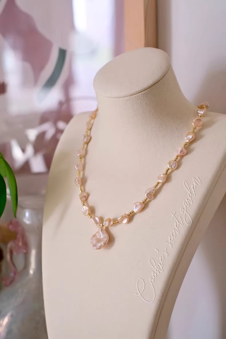 【Monet Garden Collection】 Handmade Snow Mountain Baroque Pearl Necklace