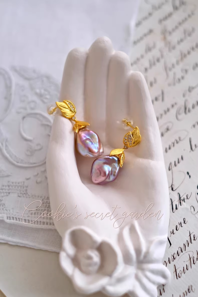 【Monet Garden Collection】 Handmade Classic Romantic Baroque Pearl Earrings