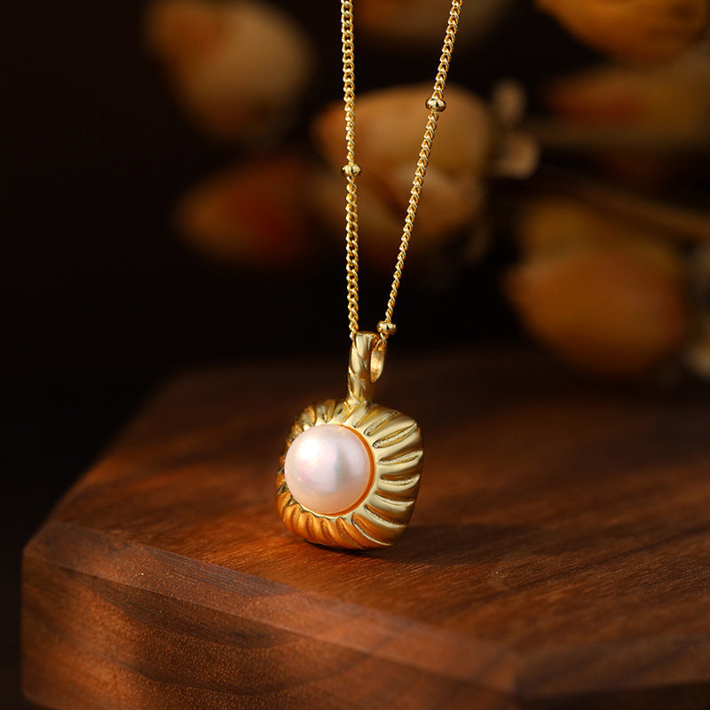 Minimalist Freshwater Pearl Pendant Necklace