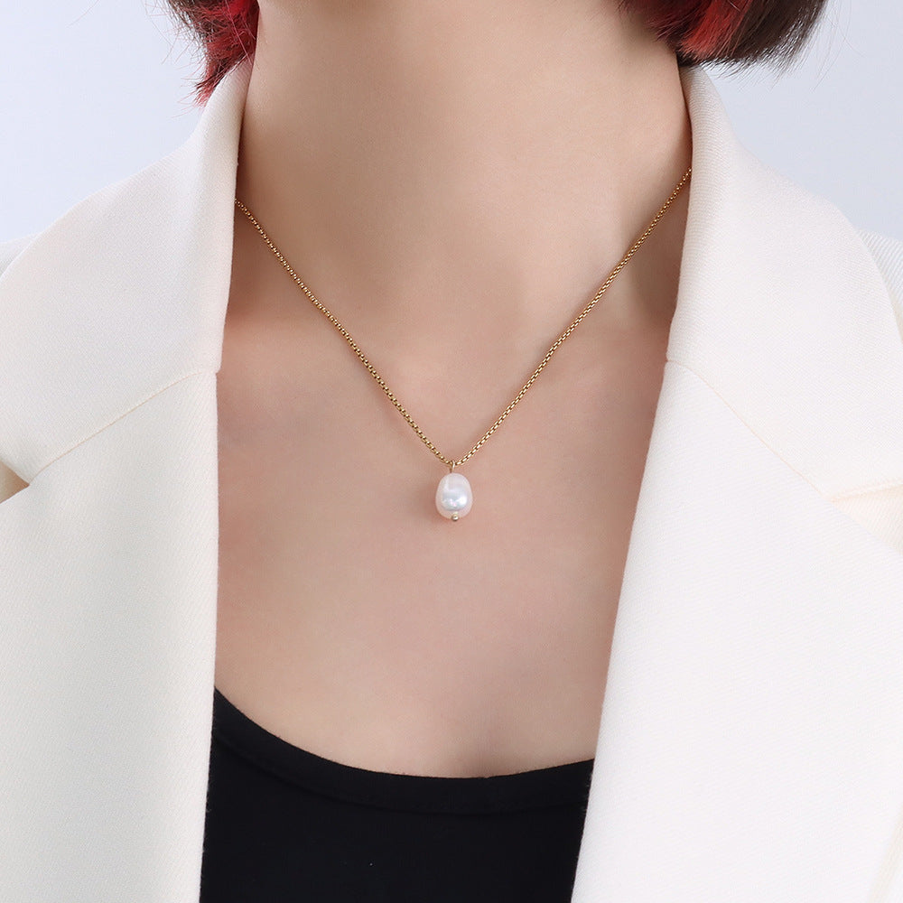 Single Freshwater Pearl Pendant Necklace