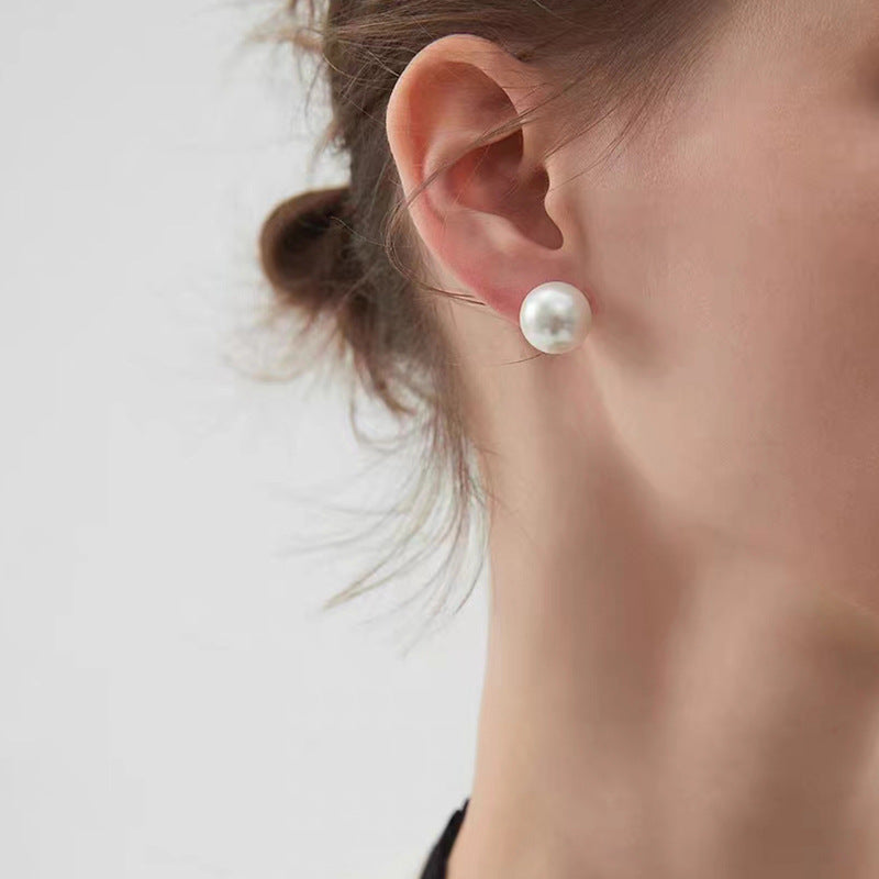 Classic 10mm Pearl Stud Earrings