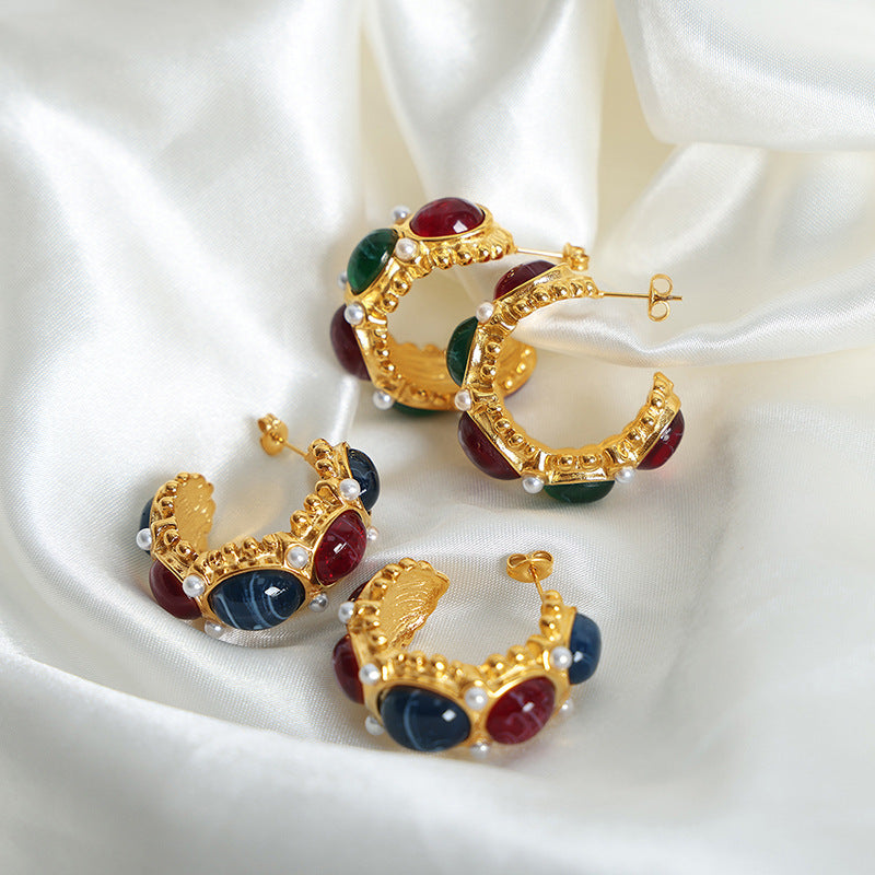 Vintage C Shape Resin and Pearl Earring