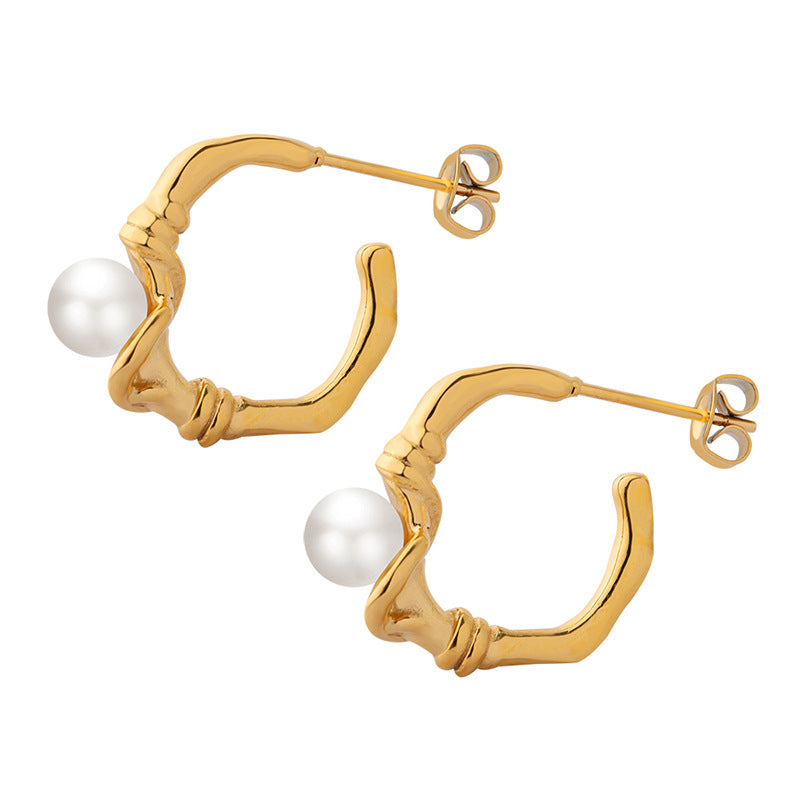 Circle C Shape Pearl Earrings