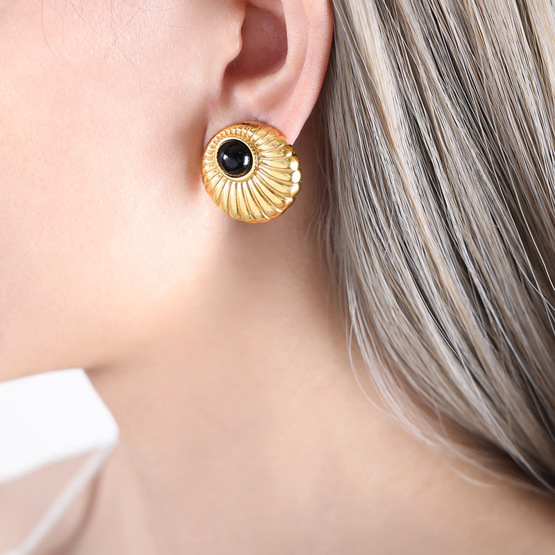 Scallop Screw Thread Pearl Earrings