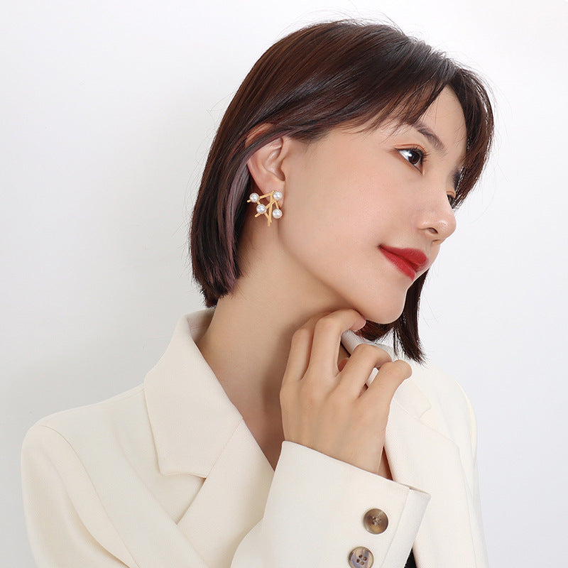 Irregular Fan Pearl Earrings