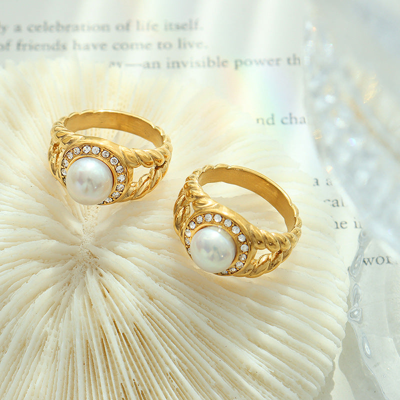 Exquisite Zircon And Freshwater Pearl Ring