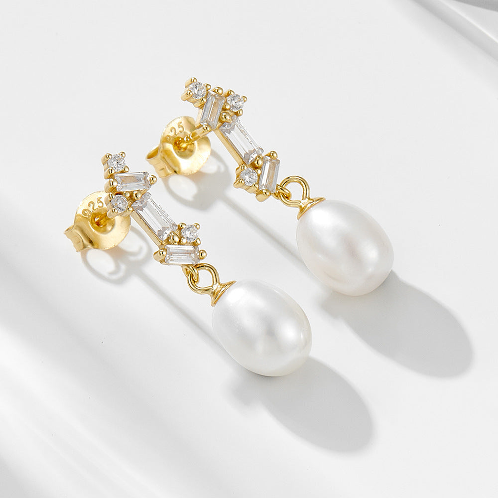 Vintage Elegant Freshwater Pearl Earrings