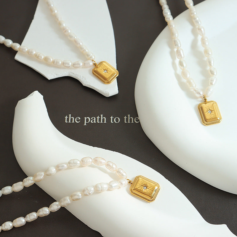 Rectangular Plate Inlaid Zircon Pendant Freshwater Pearl Necklace